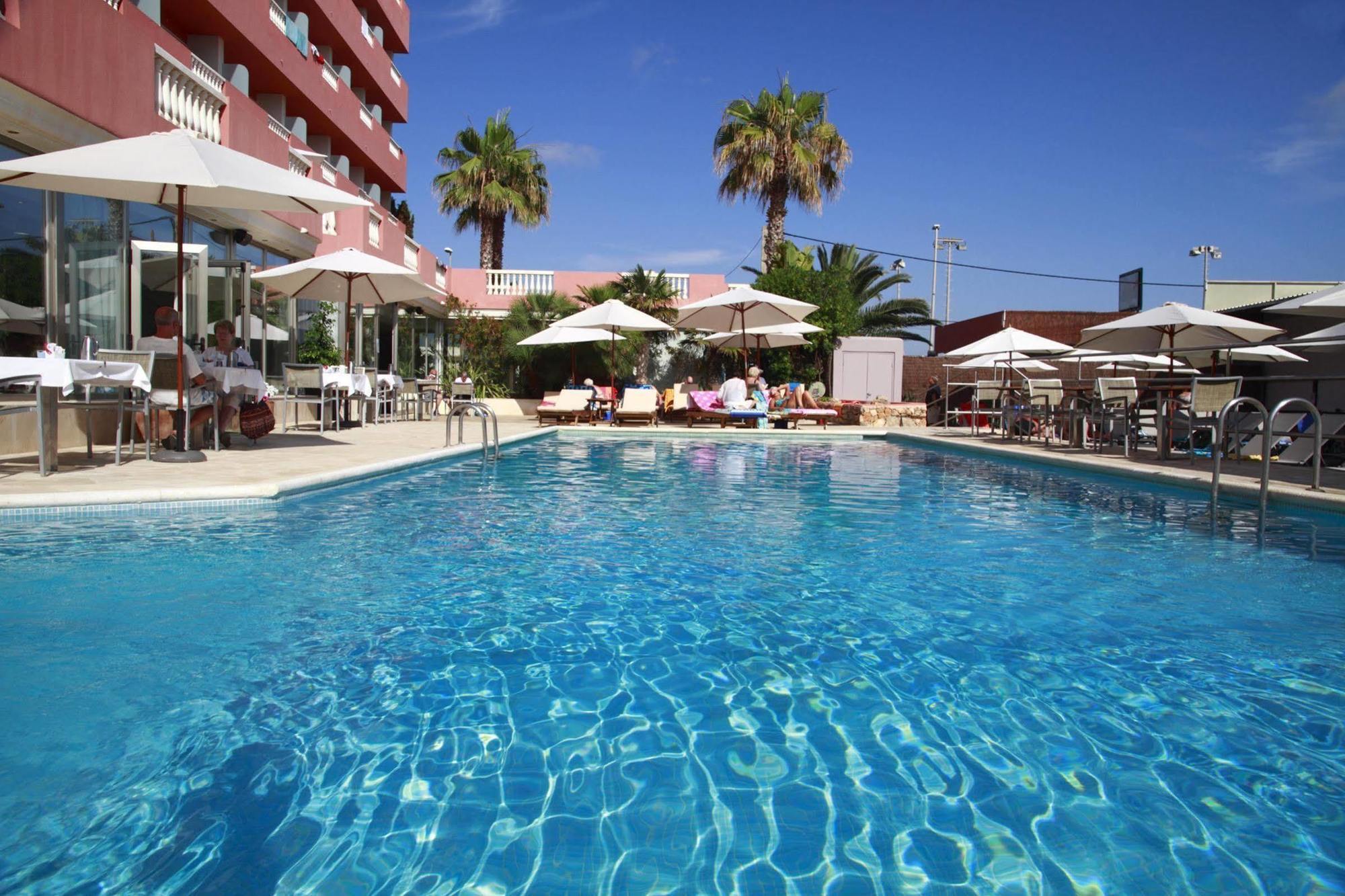 Fergus Paraiso - Adults Only Отель 3*